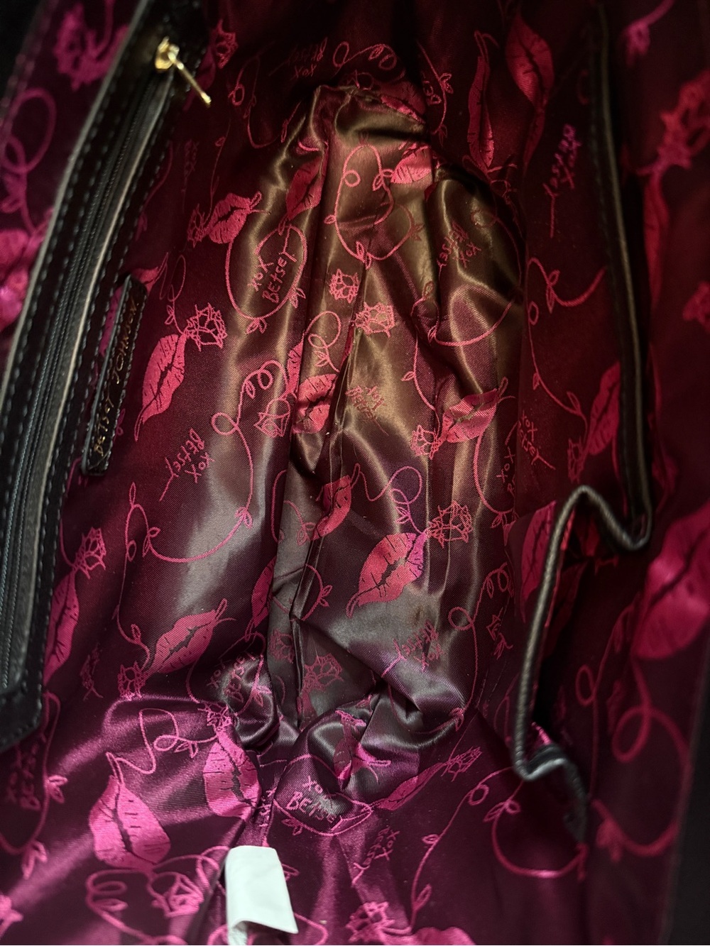 Betsey Johnson Quilted Pink Heart Tote Bag with Black and White Striped Sides - Picture 6 of 9